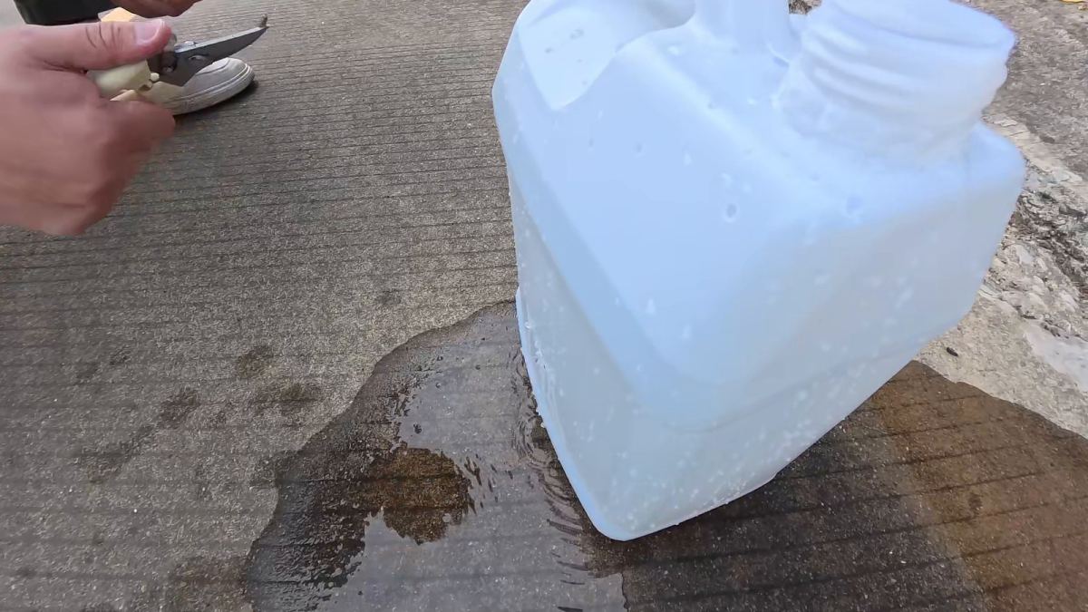 Waterproof Sealing Test — PIROI Silicone Sealant real photo