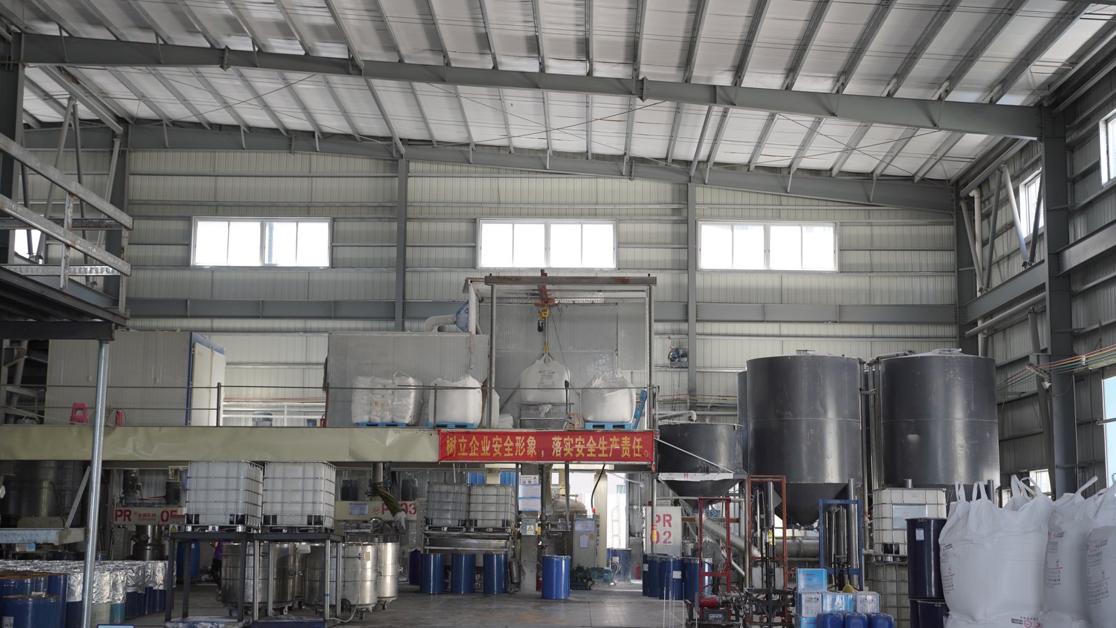 silicone sealant factory certified under ISO 9001 for quality batch control